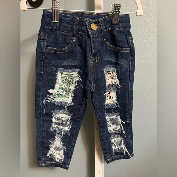 Marie Nicole Stay Wild Mint Green Leopard Ruffle Shirt and Distressed Jean Set - Picture 5 of 8